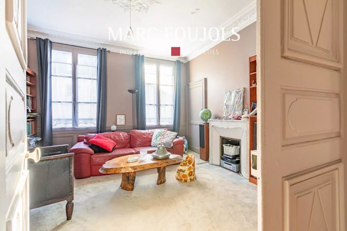 Image No.18-12 Bed House for sale