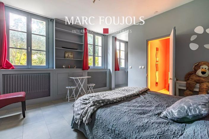 Image No.28-12 Bed House for sale