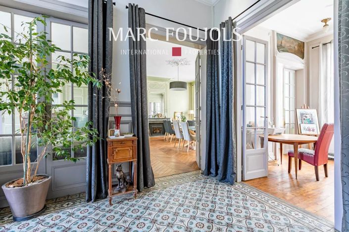 Image No.6-12 Bed House for sale