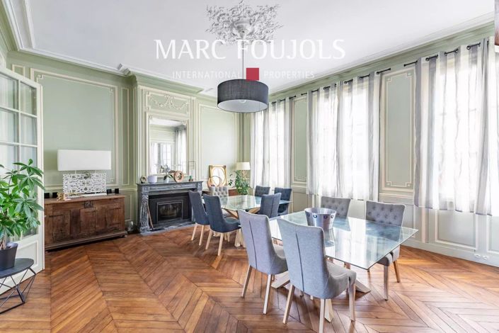 Image No.8-12 Bed House for sale