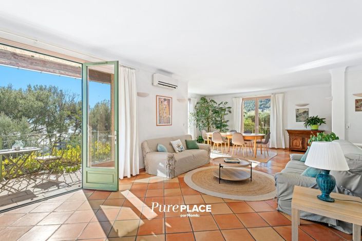 Image No.2-4 Bed House for sale