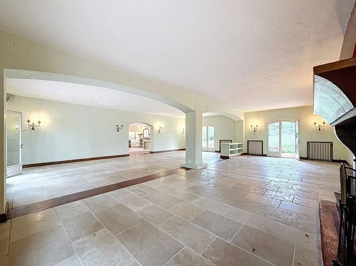 Image No.13-9 Bed House for sale