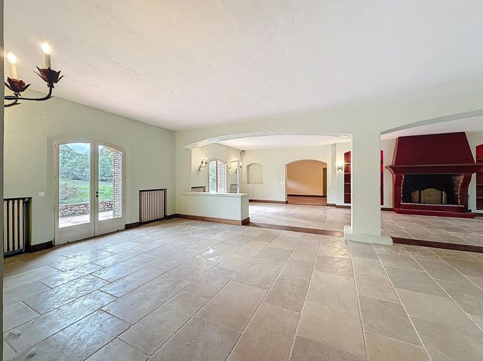 Image No.14-9 Bed House for sale