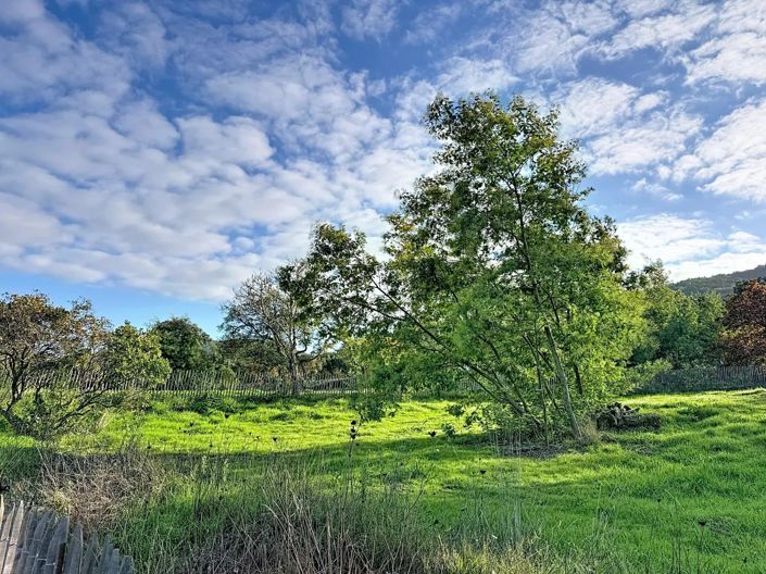 Image No.5-9 Bed House for sale