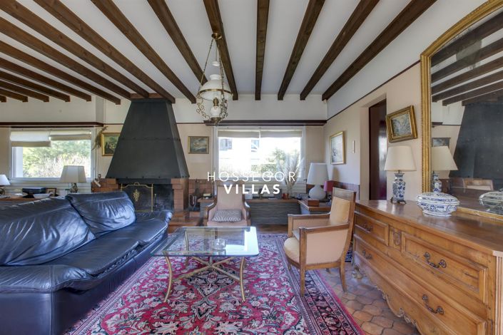 Image No.3-5 Bed House for sale