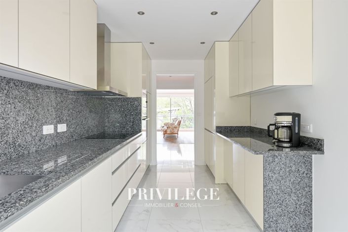 Image No.5-3 Bed Apartment for sale