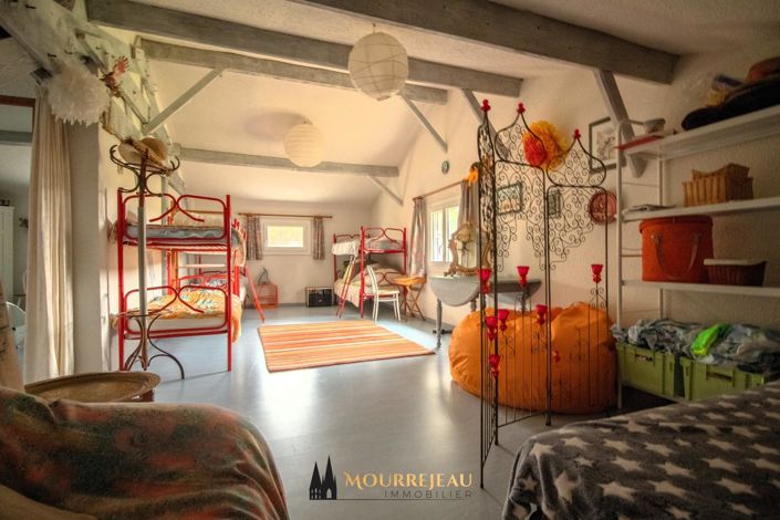 Image No.14-6 Bed House for sale