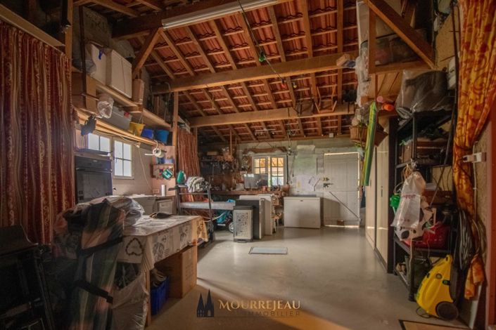 Image No.17-6 Bed House for sale