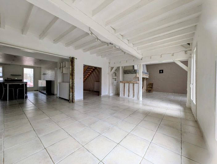 Image No.4-6 Bed House for sale