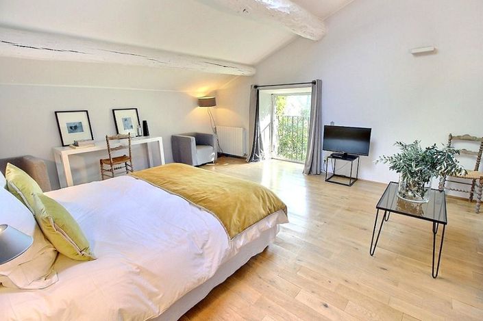 Image No.14-11 Bed House for sale