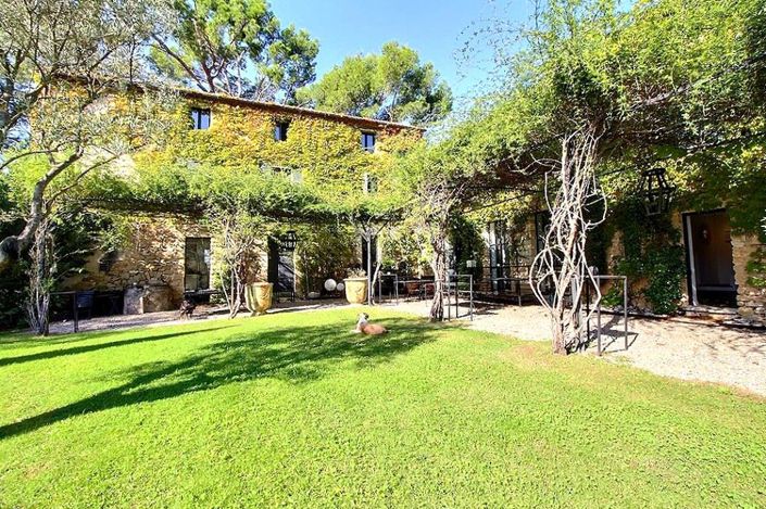 Image No.2-11 Bed House for sale