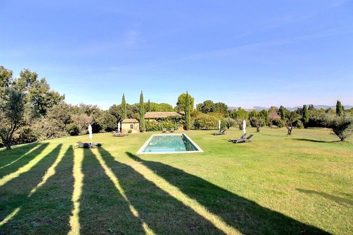 Image No.5-11 Bed House for sale