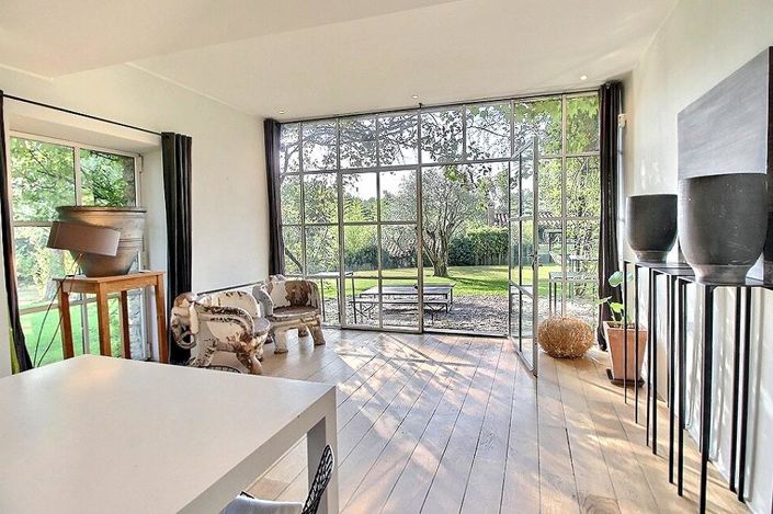 Image No.6-11 Bed House for sale