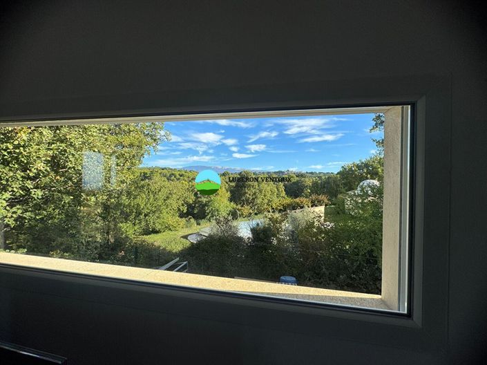 Image No.11-3 Bed House for sale