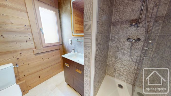 Image No.29-6 Bed Property for sale