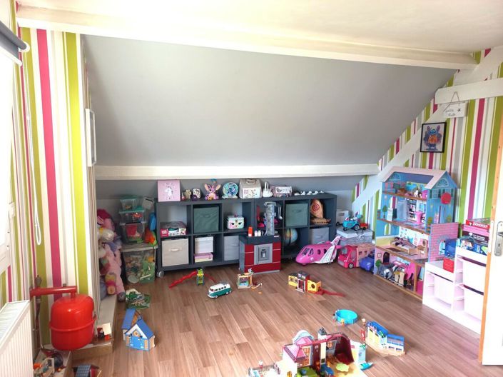 Image No.10-4 Bed House for sale