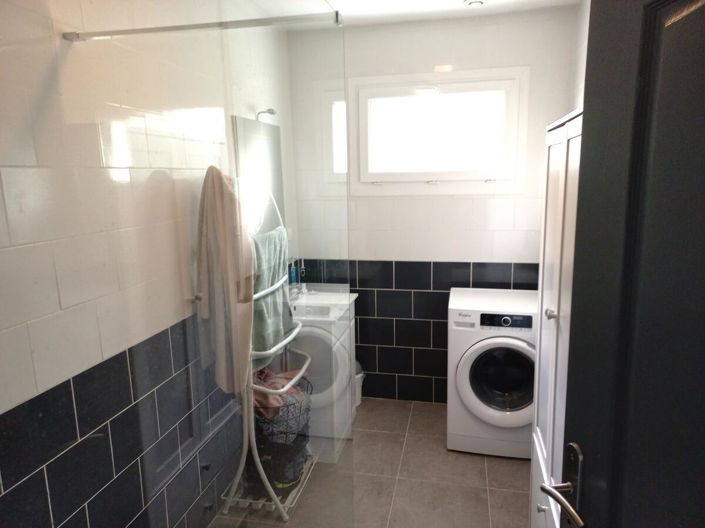 Image No.8-4 Bed House for sale