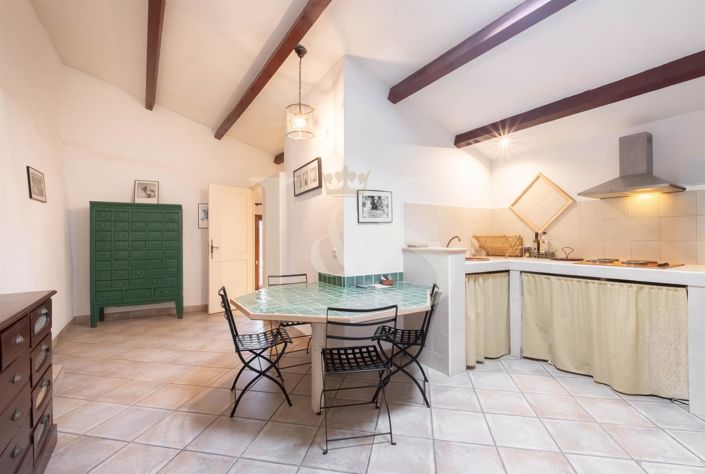 Image No.17-7 Bed House for sale