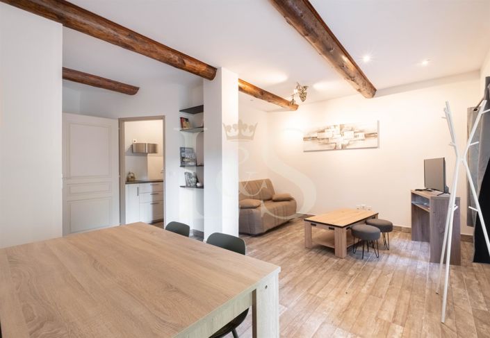 Image No.23-7 Bed House for sale