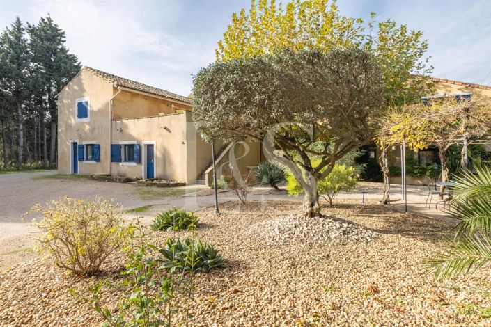 Image No.5-7 Bed House for sale