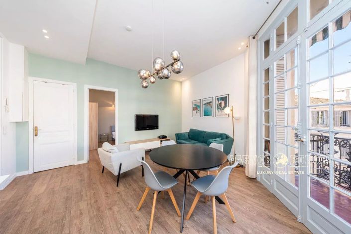 Image No.4-Appartement de 2 chambres à vendre à Cannes