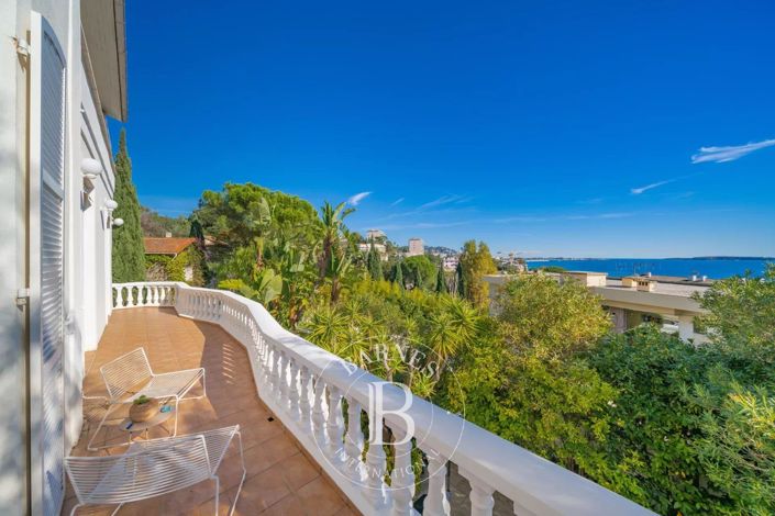 Image No.11-4 Bed House for sale