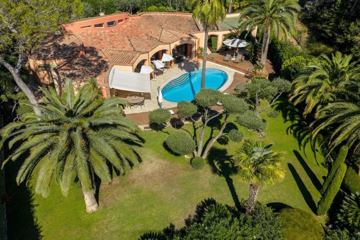 Image No.30-4 Bed House for sale