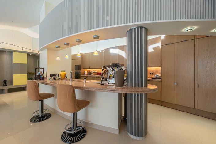 Image No.8-4 Bed House for sale