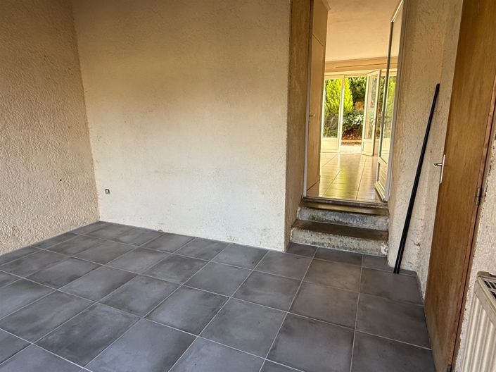 Image No.20-Maison de 7 chambres à vendre à Blanquefort-sur-Briolance