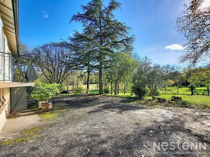 Image No.18-4 Bed House for sale