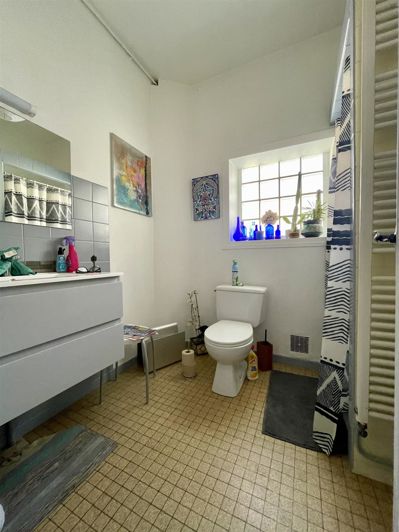 Image No.10-3 Bed House for sale