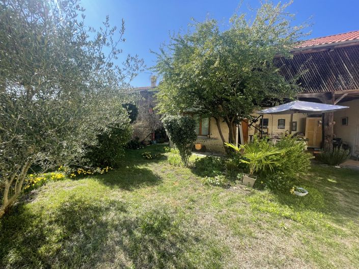 Image No.17-3 Bed House for sale