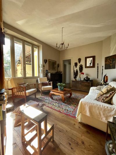 Image No.6-3 Bed House for sale