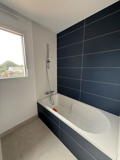 Image No.25-5 Bed House for sale