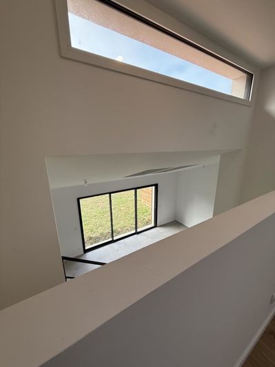 Image No.29-5 Bed House for sale