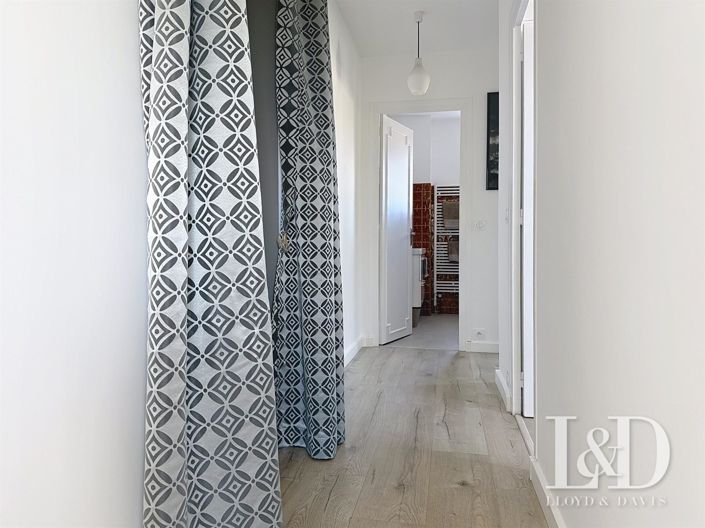 Image No.20-4 Bed House for sale