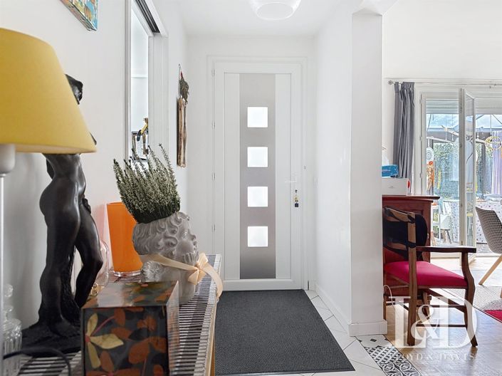 Image No.21-4 Bed House for sale