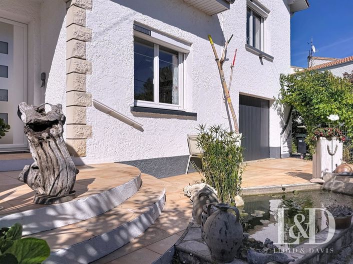 Image No.7-4 Bed House for sale