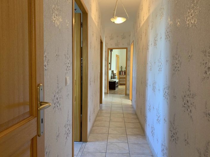 Image No.14-4 Bed House for sale