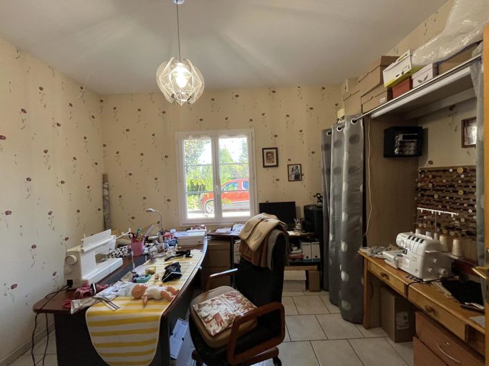 Image No.20-4 Bed House for sale