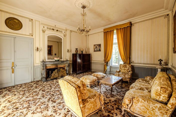 Image No.5-5 Bed House for sale