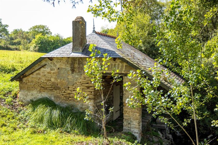 Image No.9-5 Bed House for sale