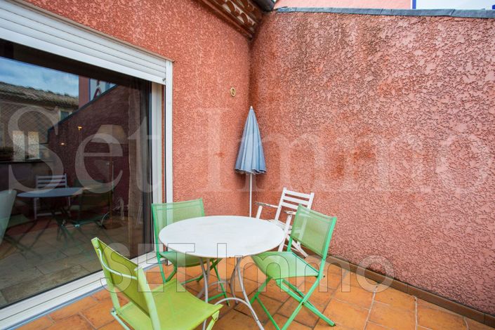 Image No.10-2 Bed House for sale