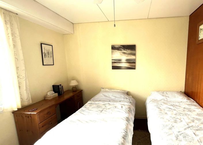 Image No.17-3 Bed House for sale