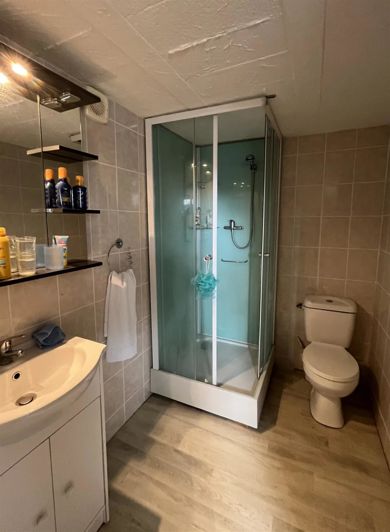 Image No.25-3 Bed House for sale