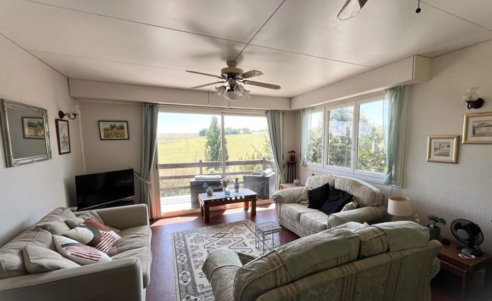 Image No.8-3 Bed House for sale