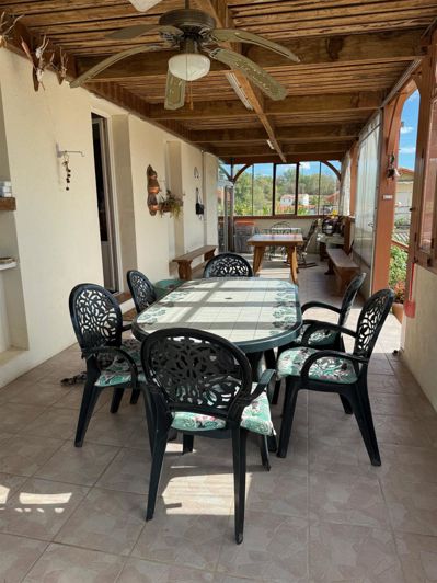 Image No.18-8 Bed House for sale