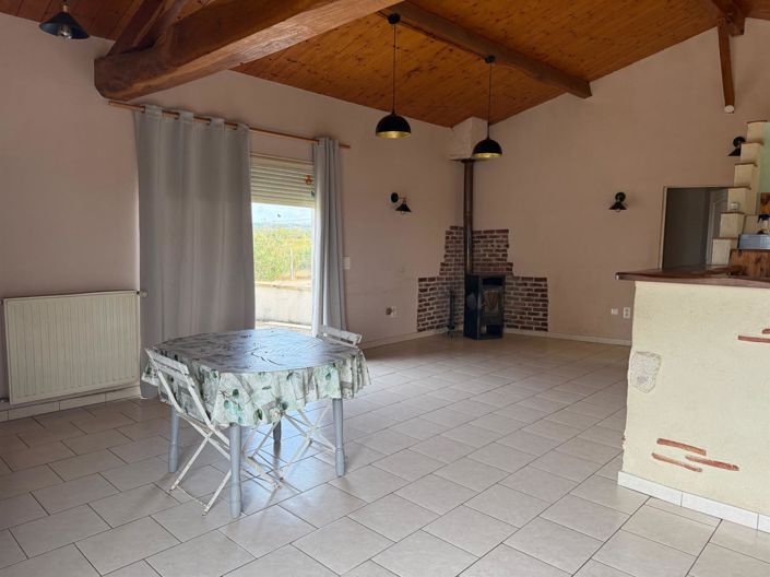 Image No.11-3 Bed House for sale