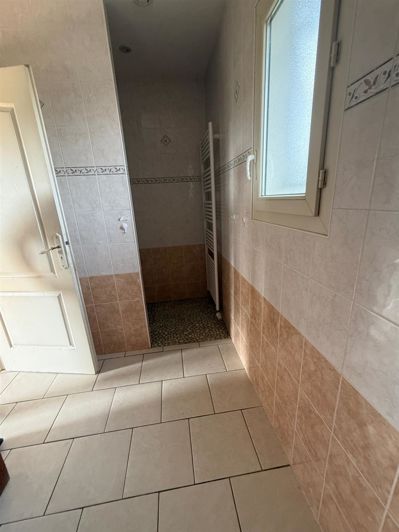 Image No.14-3 Bed House for sale