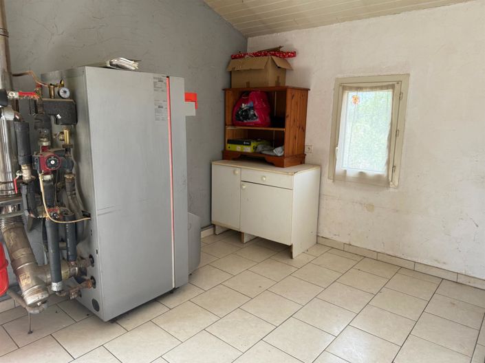 Image No.18-3 Bed House for sale